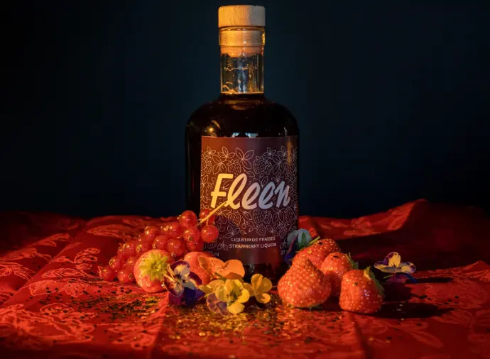 Bouteille Fleen liqueur de fraises
